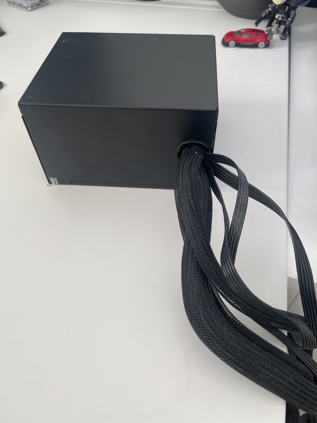 Corsair VS600 Power Supply - photo 4