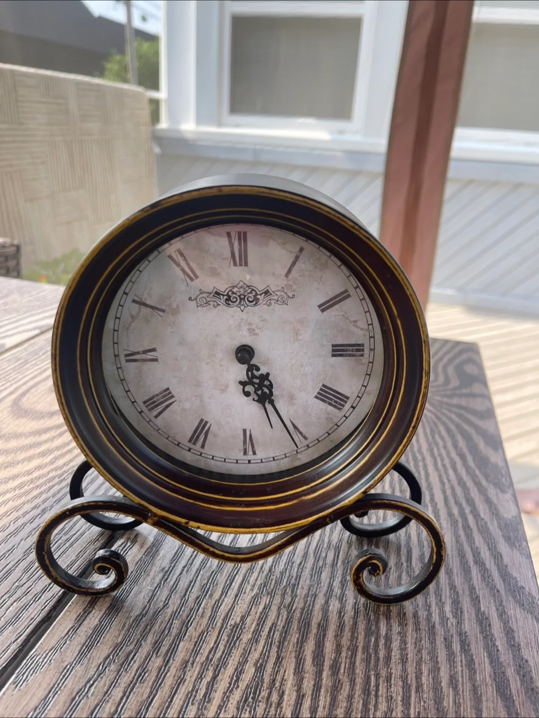 Decorative Table Clock - Roman Numerals thumbnail