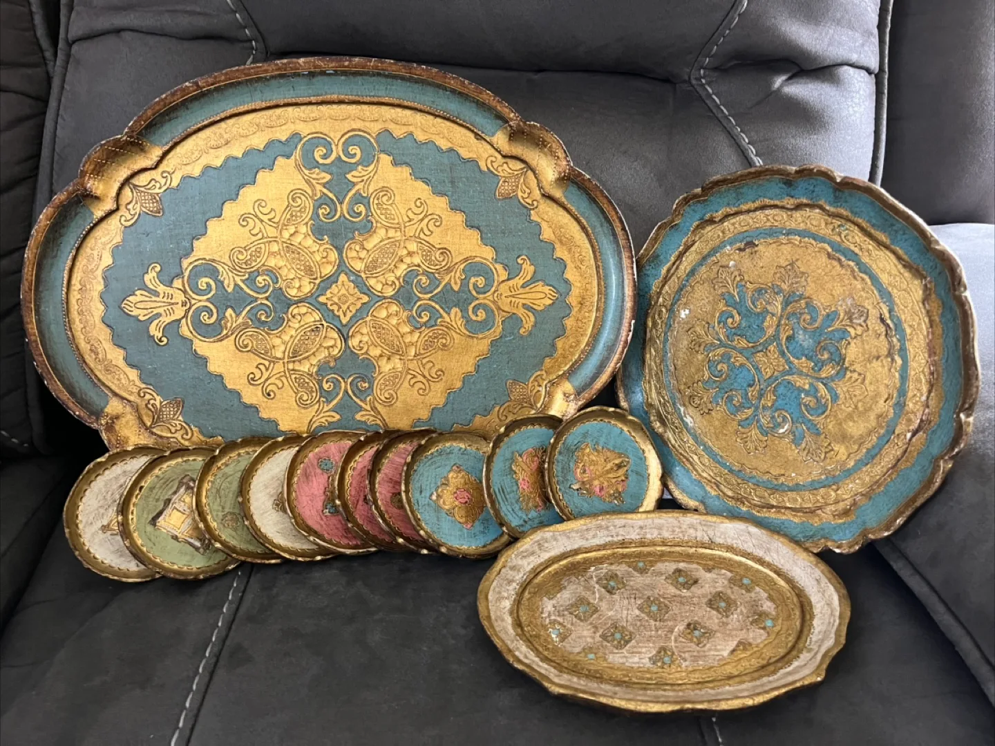 Vintage Decorative Trays - Set of 10 🇨🇦 thumbnail