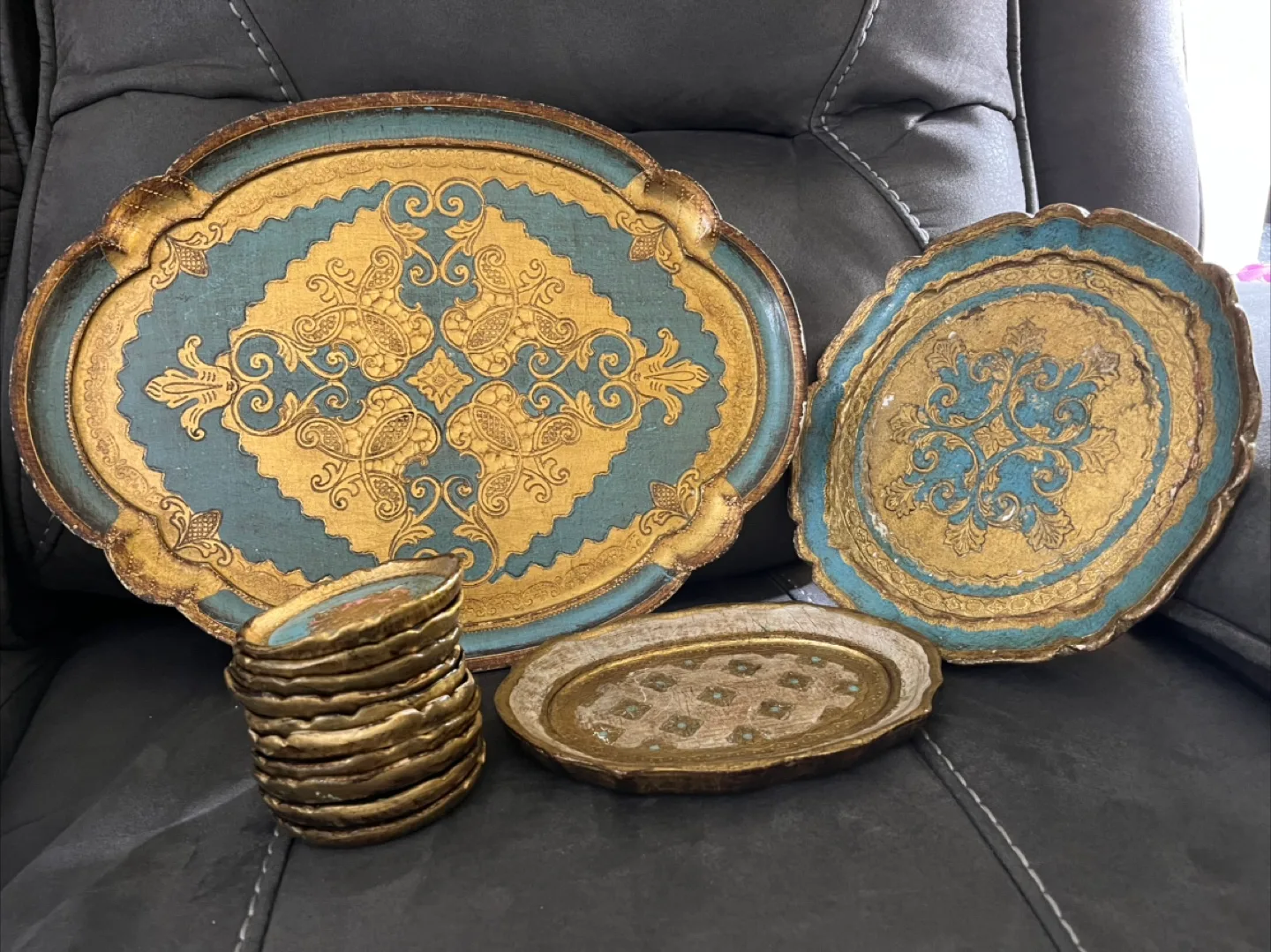 Vintage Florentine Decorative Trays - Set of 10 🇨🇦 image indicator(10)