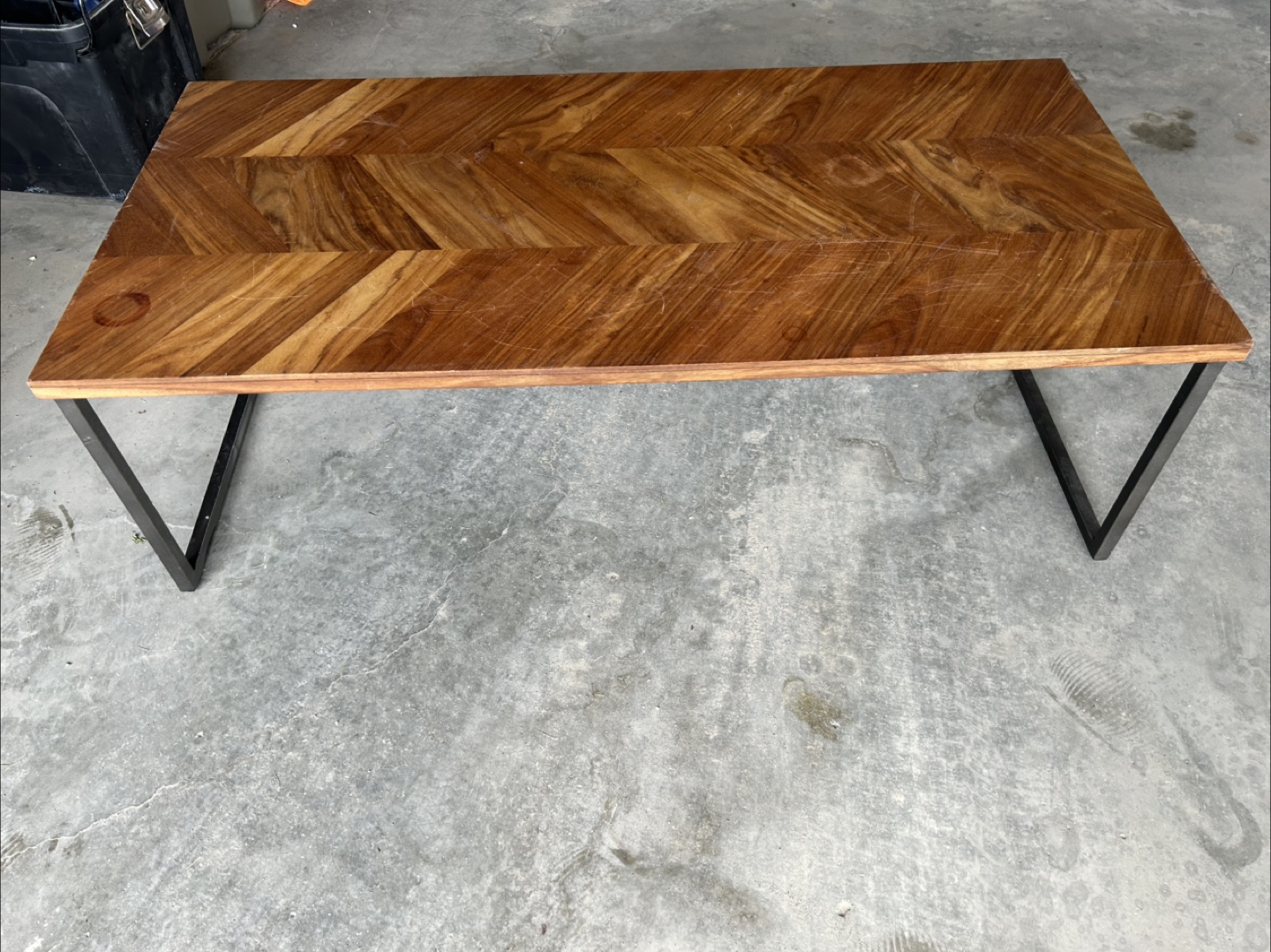 Wood Coffee Table with Metal Legs - photo 3