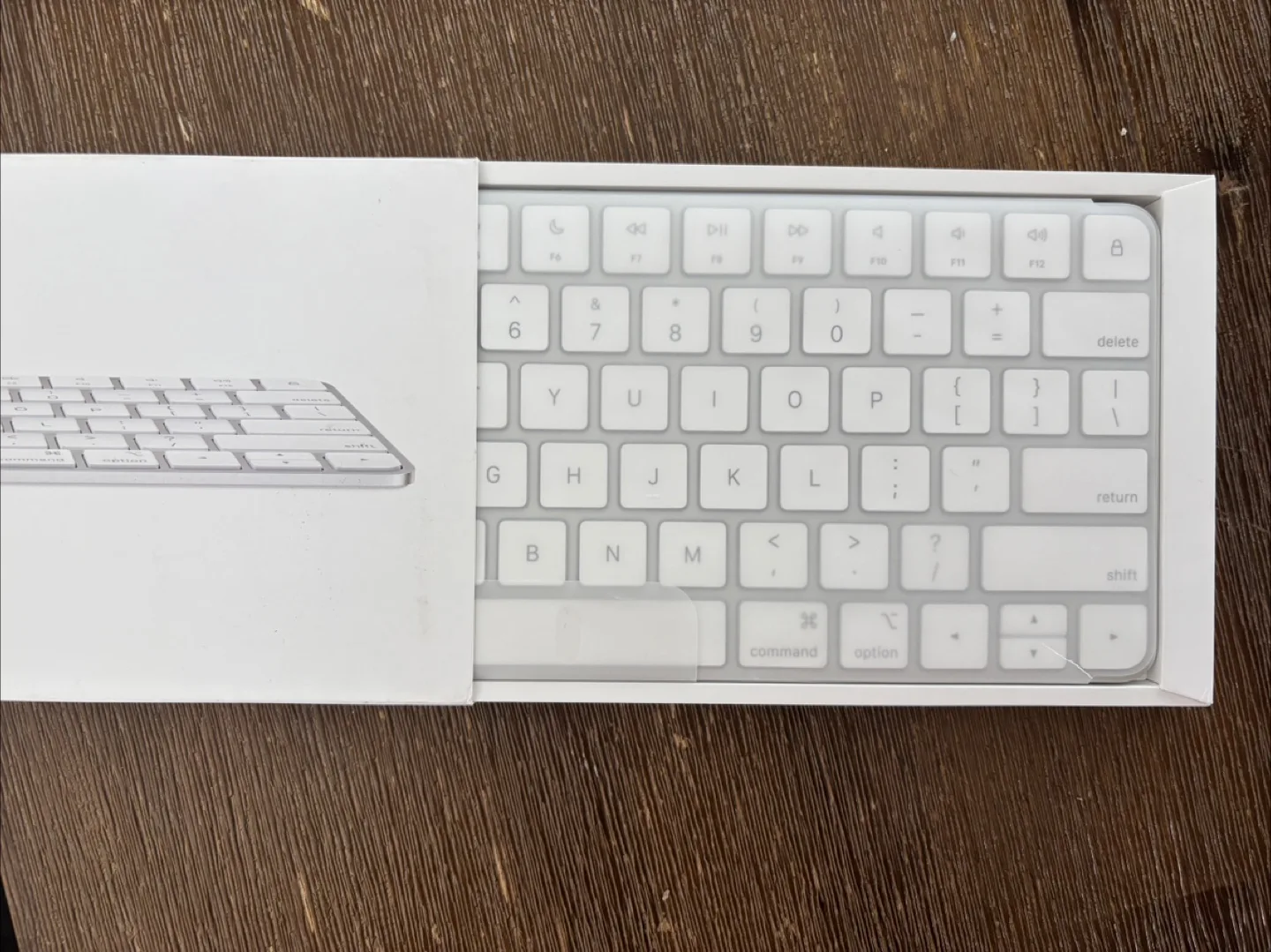 Apple Magic Keyboard image indicator(2)