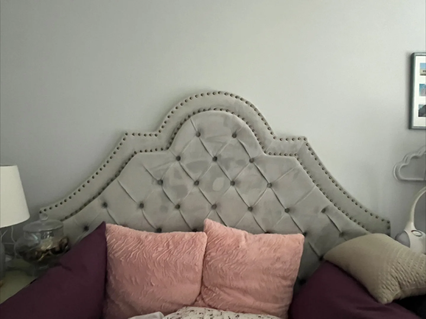 Upholstered Headboard image indicator(2)