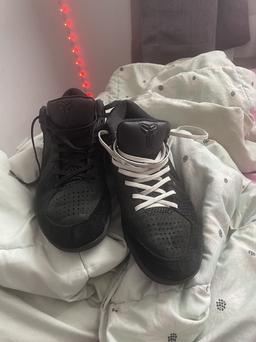 Kobe 4 gift of mamba - photo 2
