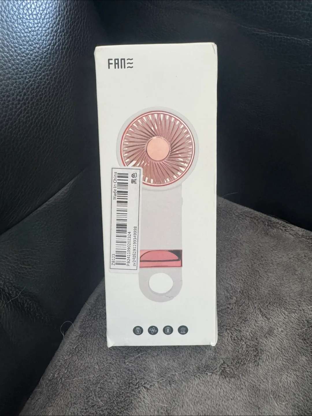 Portable Mini Fan *Brand New In Box, Never Opened, Never Used* thumbnail