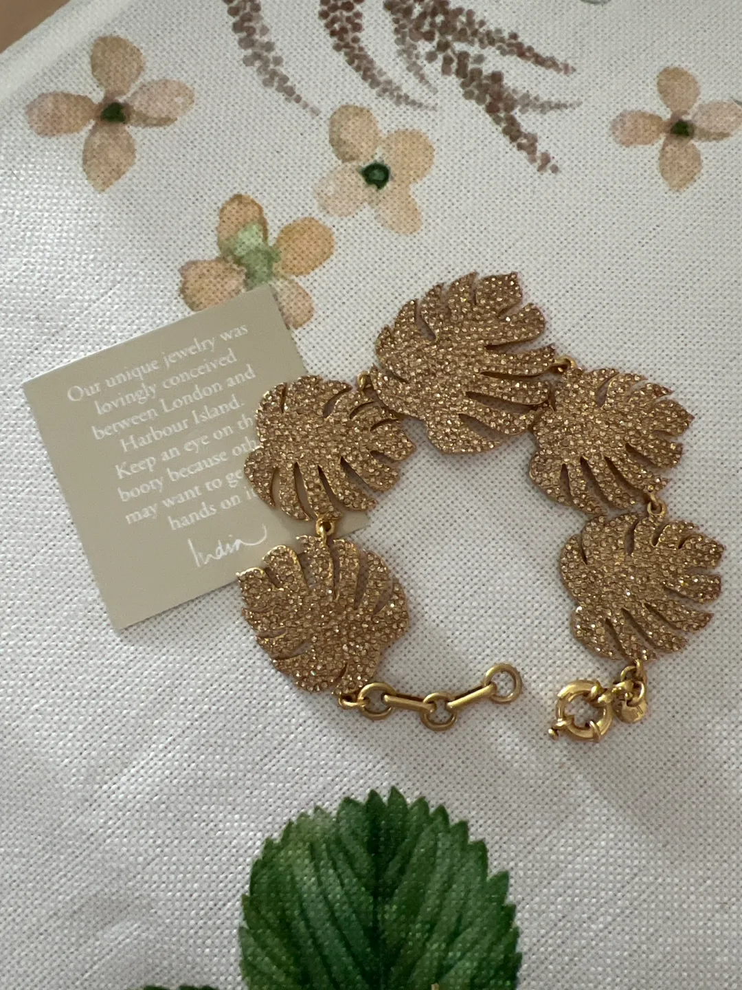 India Hicks Leaf Design Bracelet thumbnail