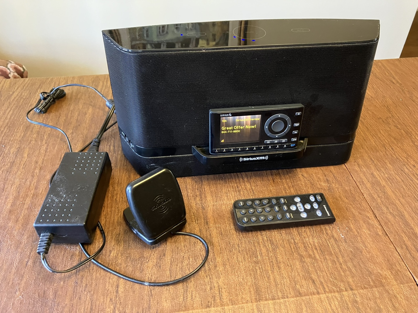 SiriusXM Premium Sound System – Boombox & Starmate 8 Receiver
