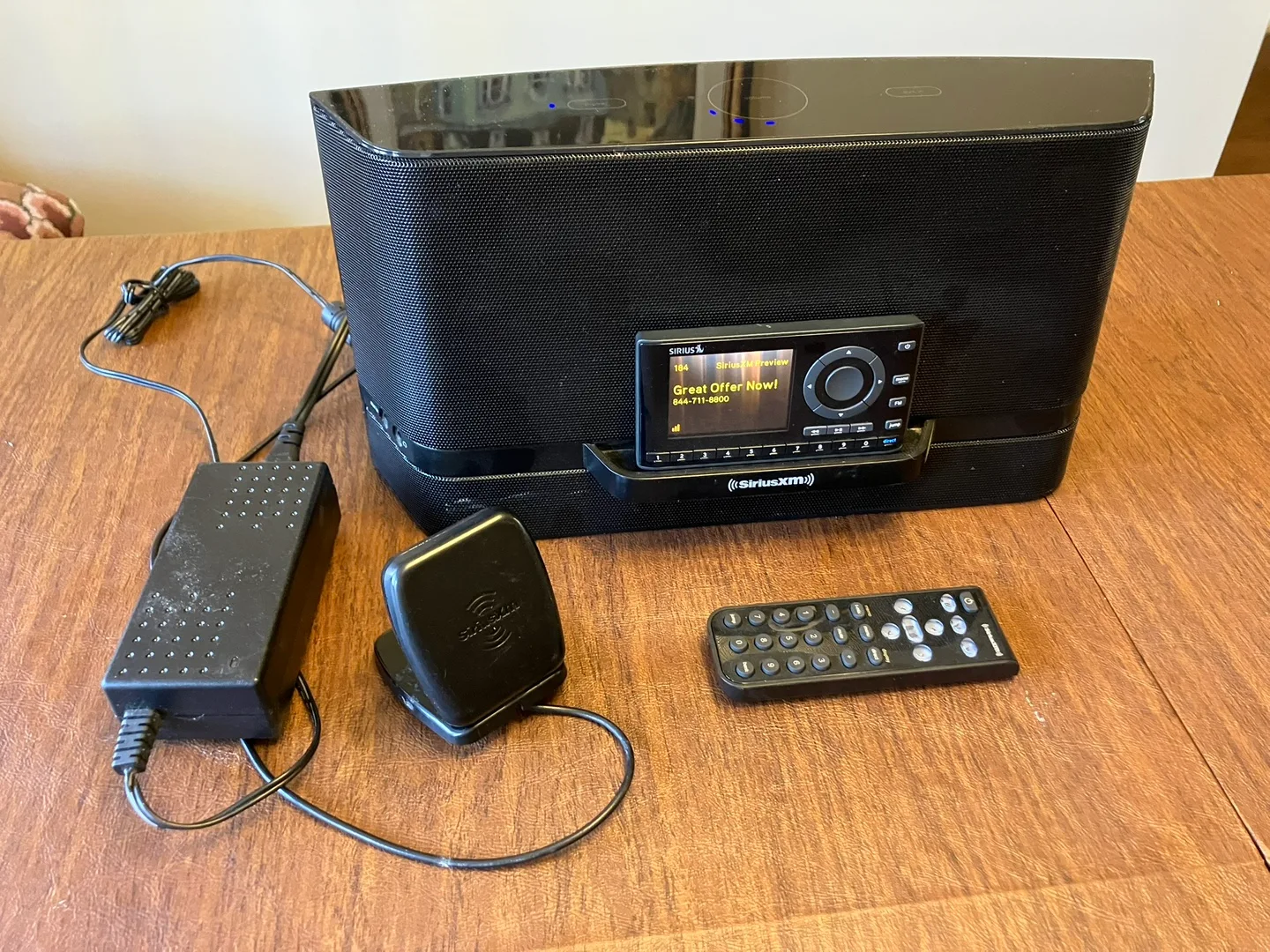 SiriusXM Premium Sound System – Boombox & Starmate 8 Receiver thumbnail