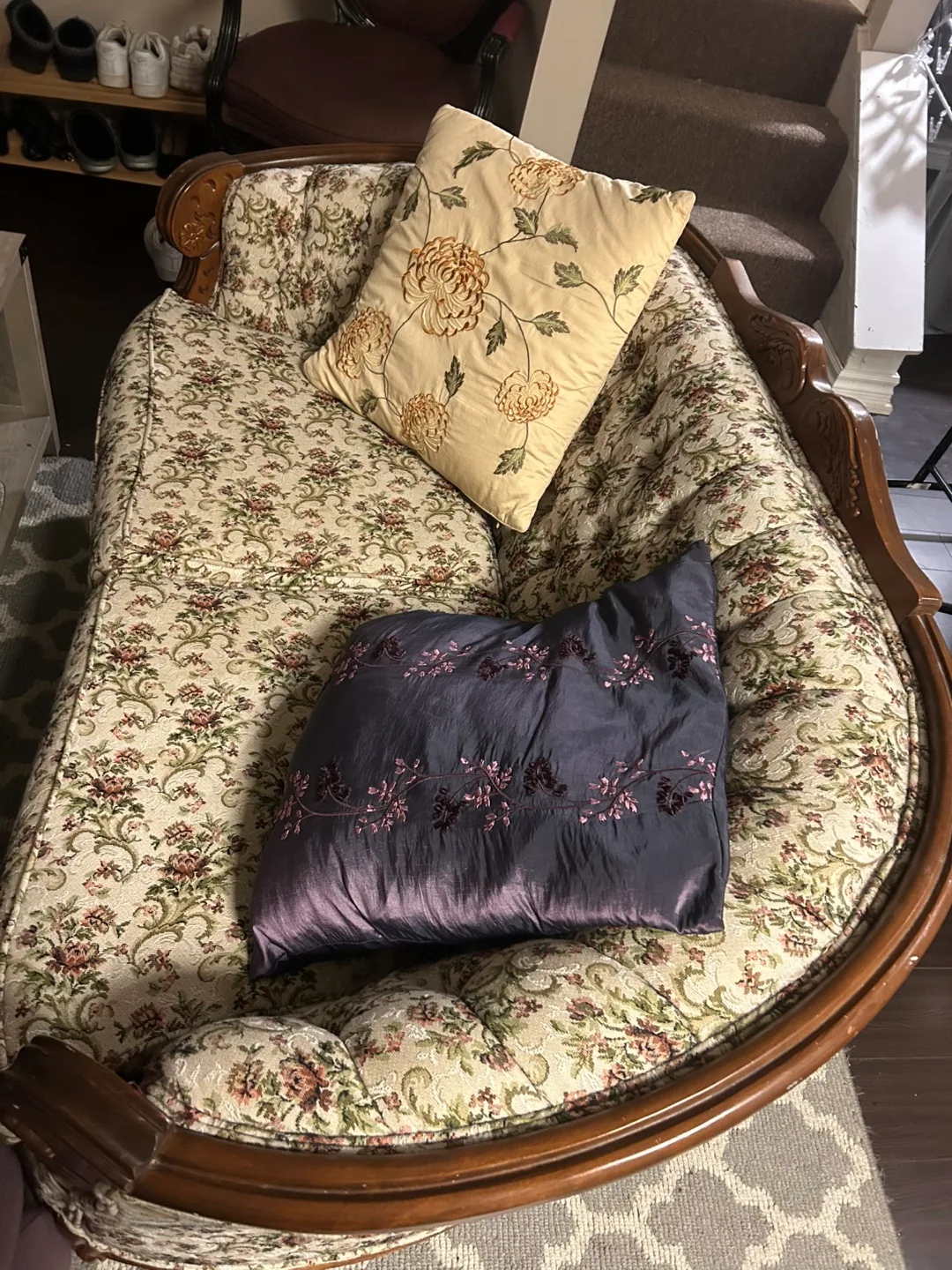 Couches thumbnail