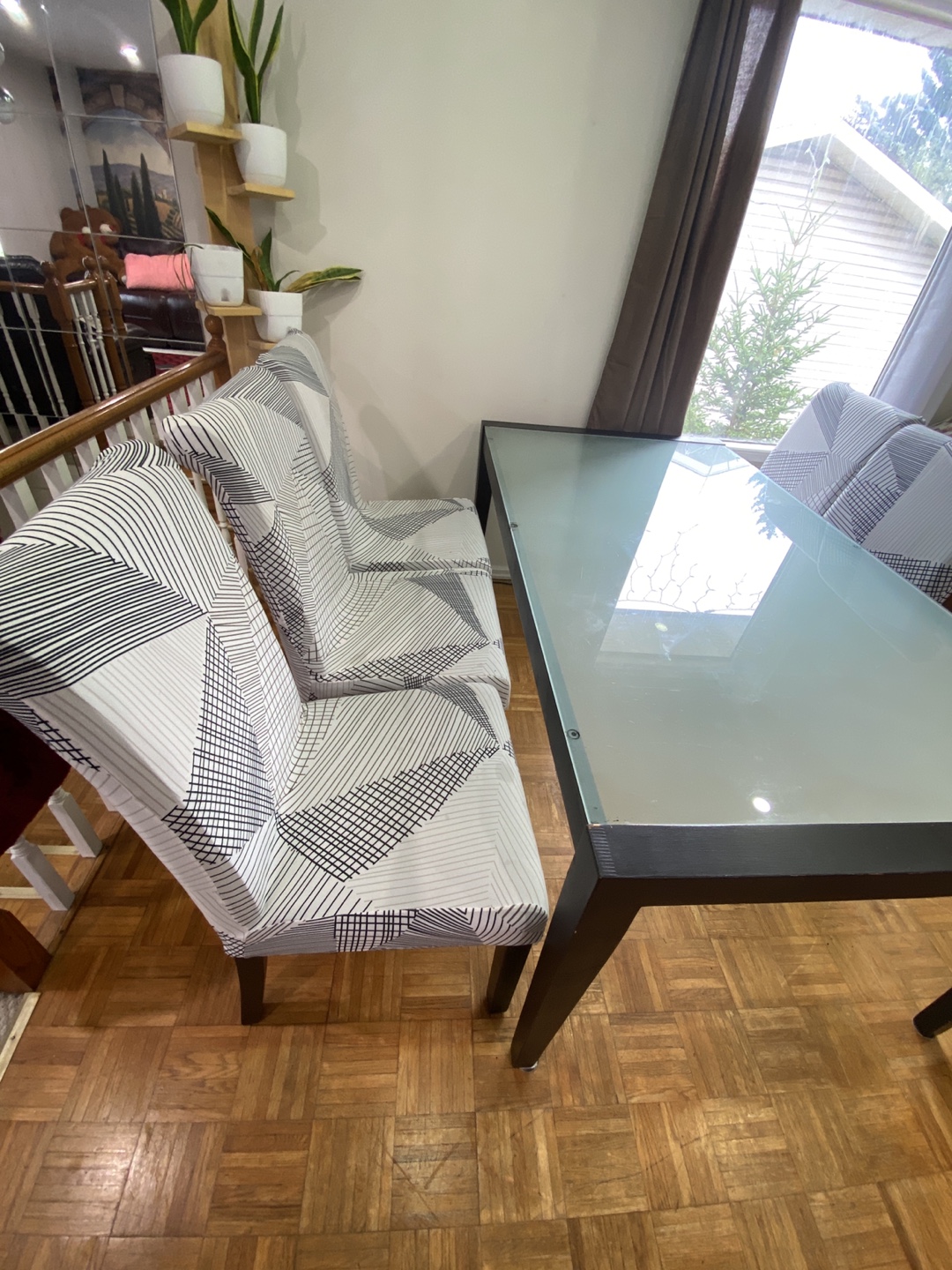 Dining Table with 6 Chairs - Glass Top - photo 3