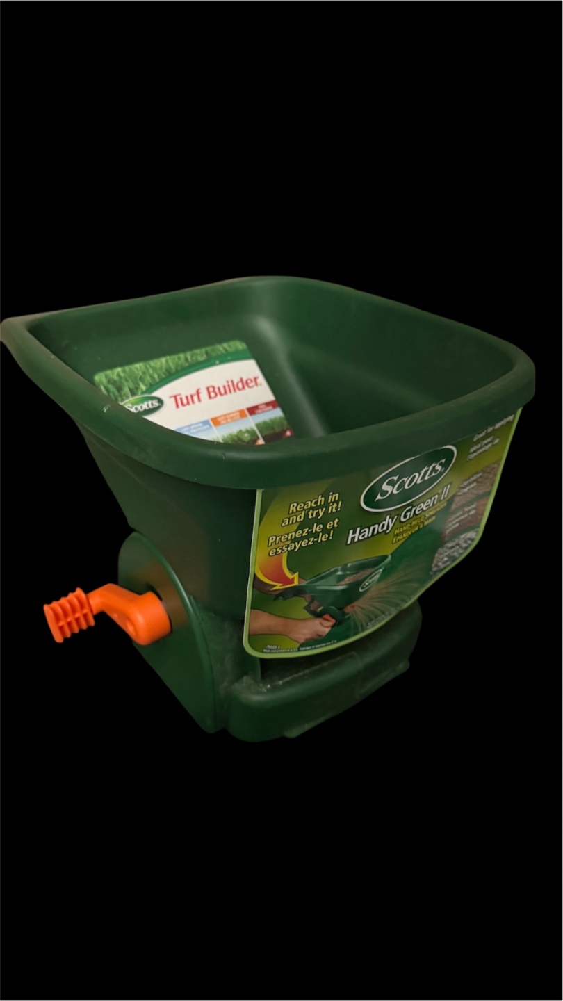 Scotts Turf Builder Handy Green II Spreader