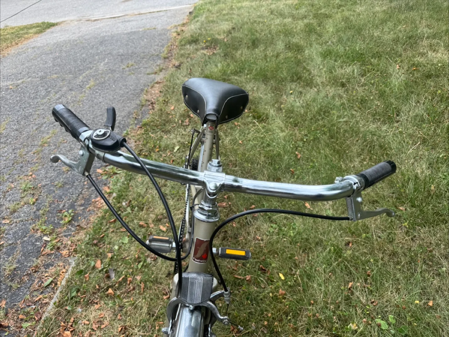 Vintage ladies 5 speed cruiser bike image indicator(6)