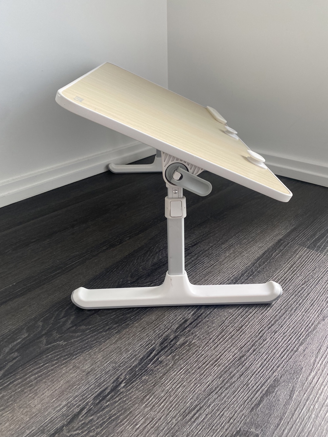 Adjustable Laptop Bed Desk - photo 3