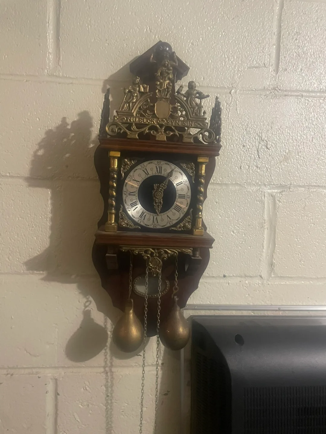 Vintage Style Wall Clock thumbnail