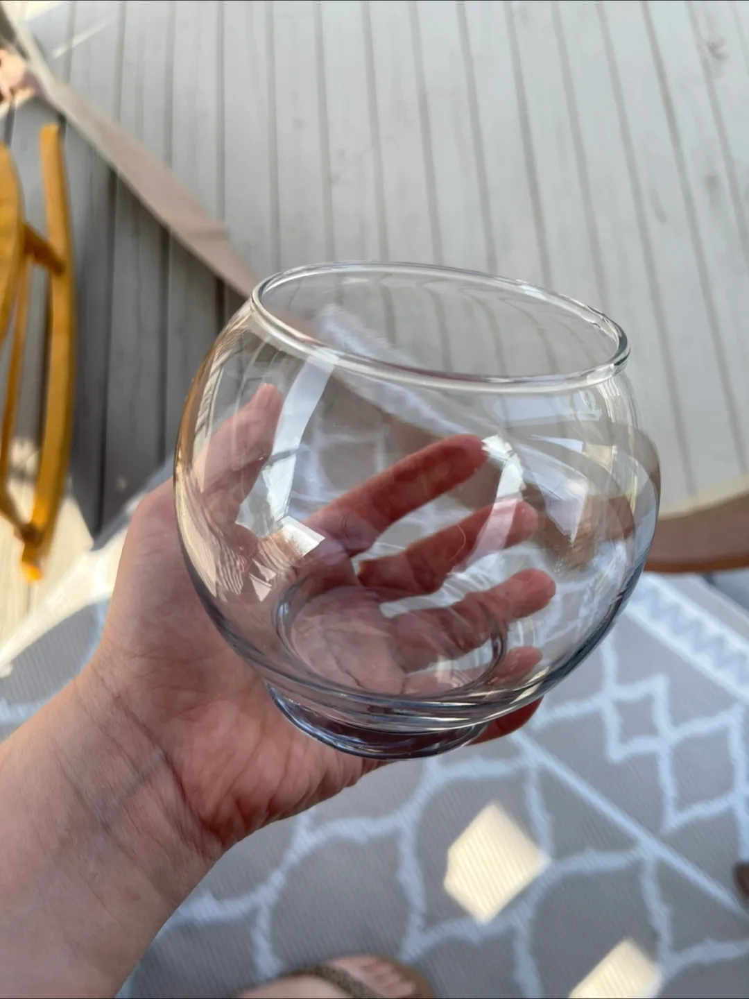 Small Round Glass Vase thumbnail