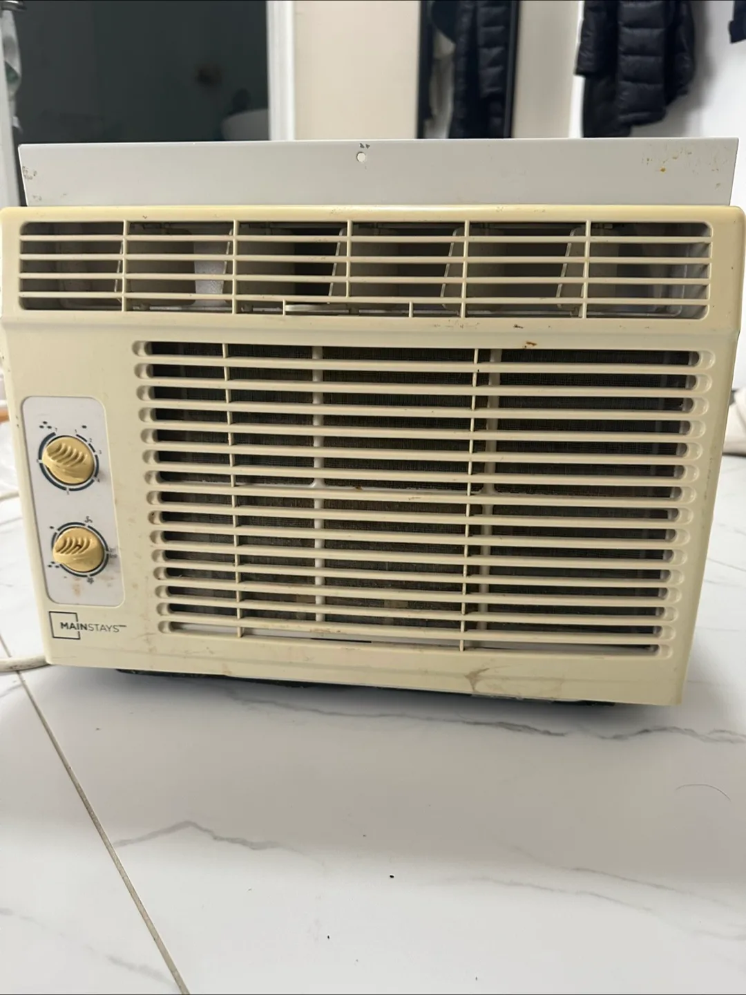 Window Air Conditioner Mainstays 5000 BTU thumbnail