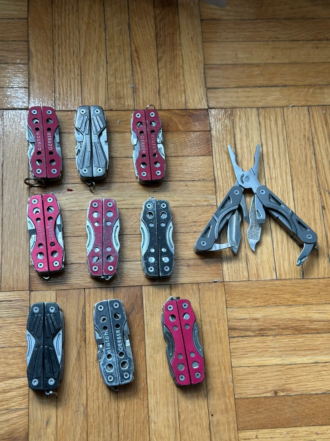 Gerber Clutch Multi-Tool - Pocket Size image indicator(2)