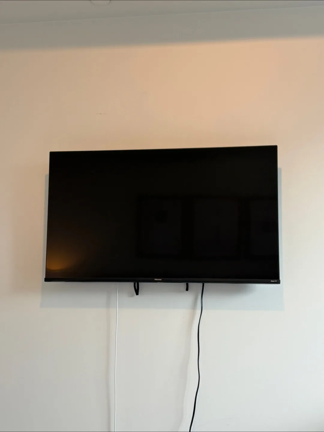 43" 4K UHD Hisense Roku TV thumbnail