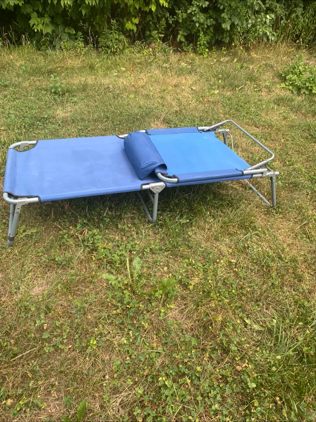 Broadstone Blue Folding Cot Lounger, Portable Folding Camp image indicator(5)