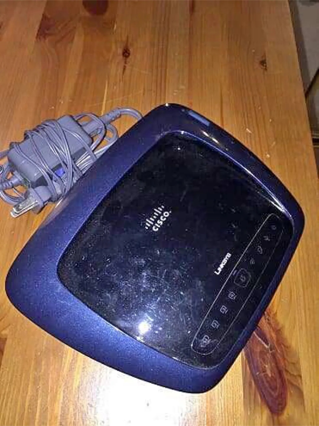 Cisco Linksys Dual-Band Wireless Router thumbnail