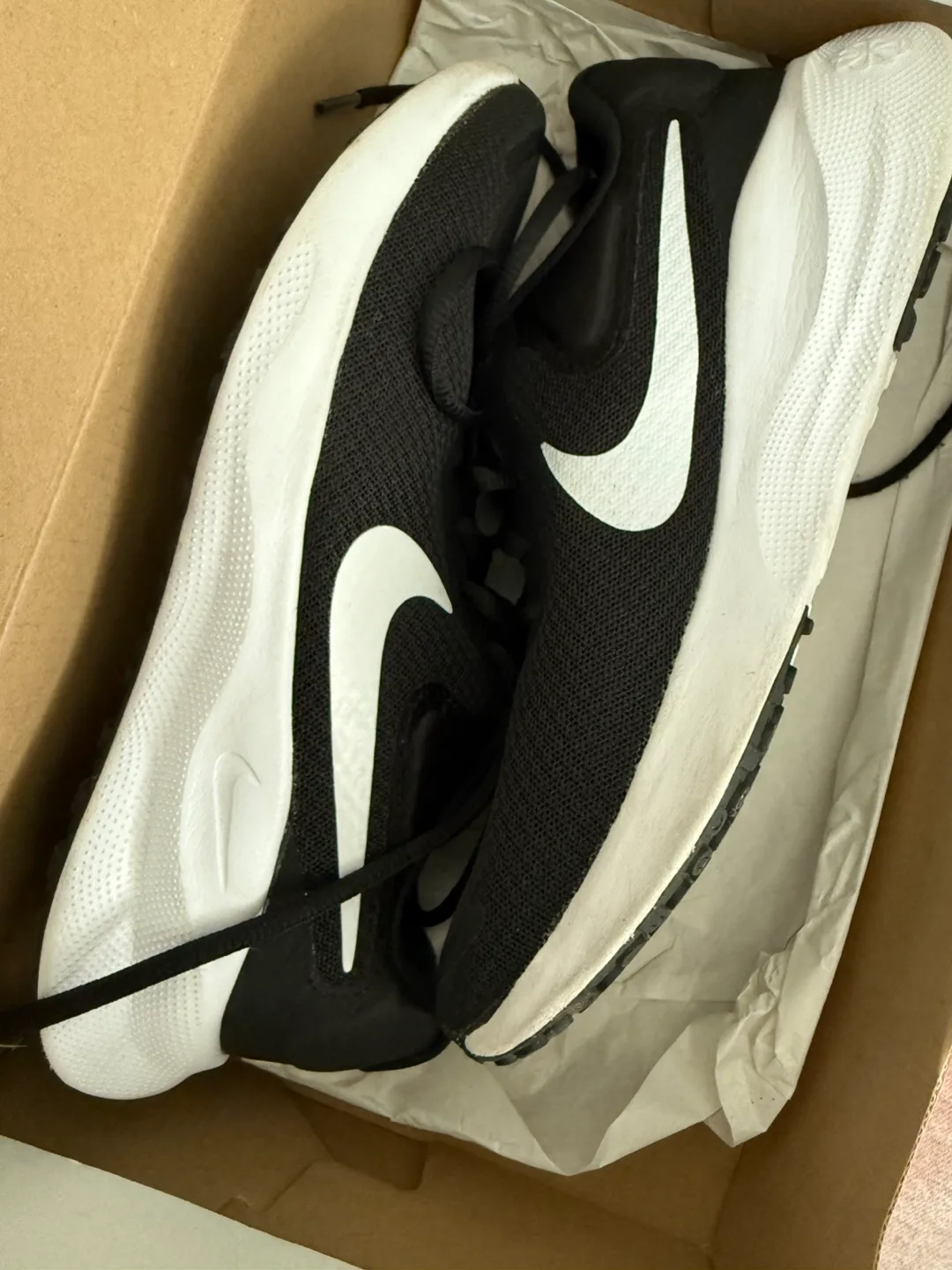 Nike Running Shoes - Black/White thumbnail