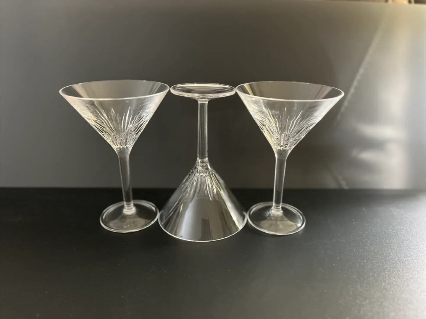 Plastic cocktail Glasses - Set of 3 image indicator(3)