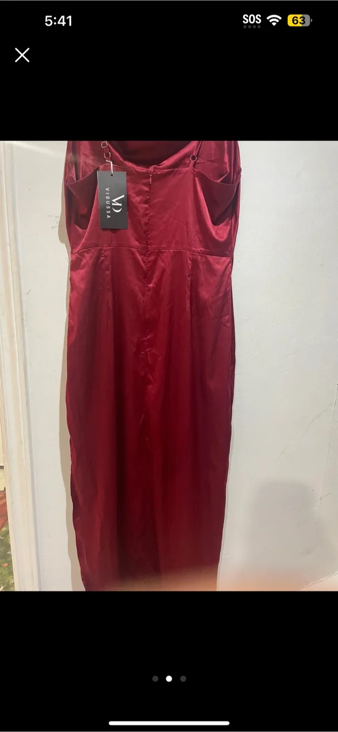 Vidussa Red Dress image indicator(2)