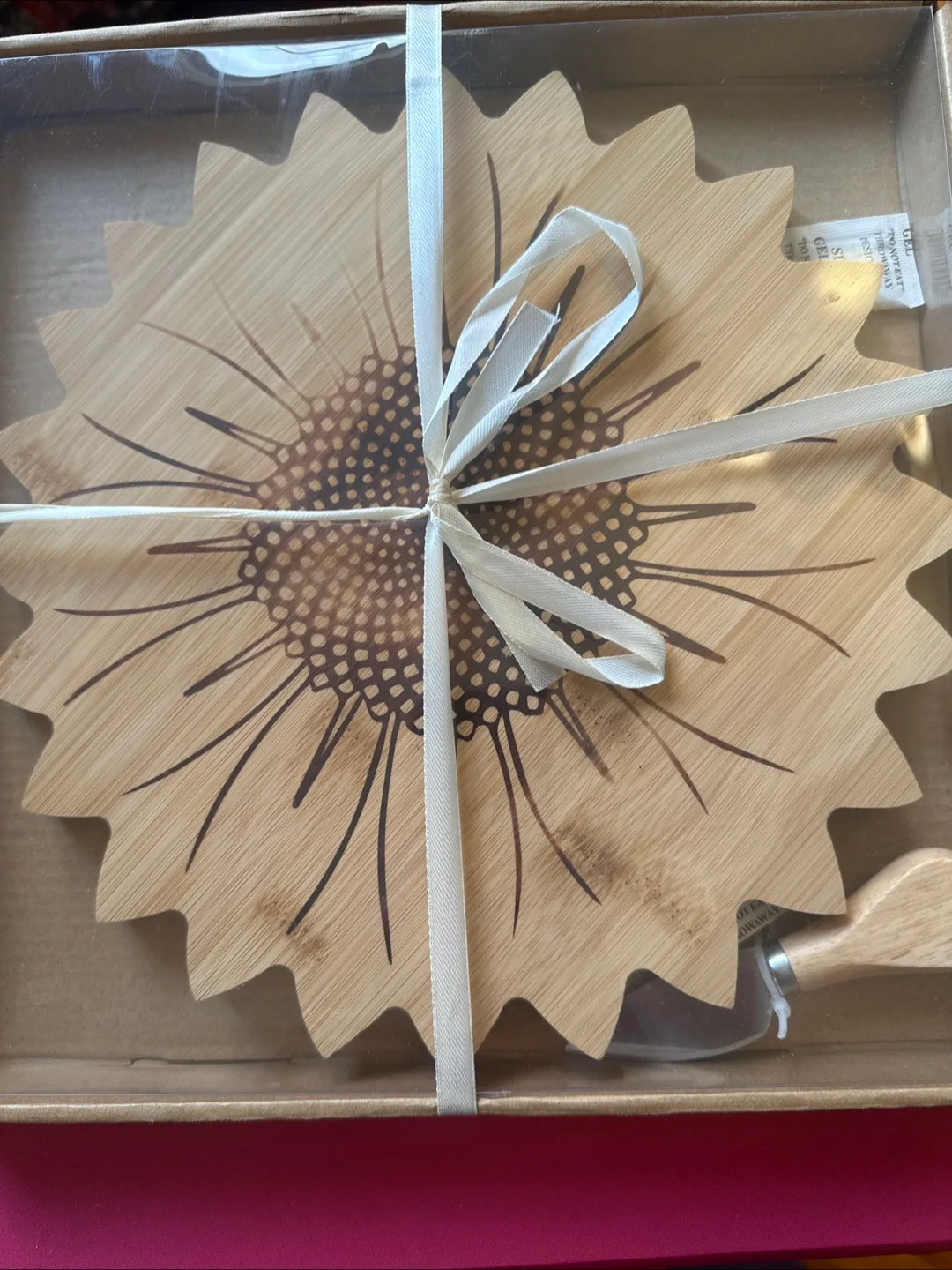 NEW Lipper International Sunflower Cheese Board Set thumbnail