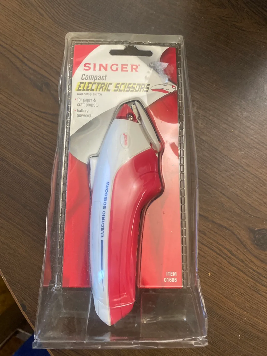 Singer Compact Electric Scissors - New in Package thumbnail