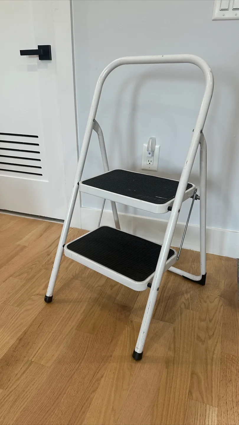 White Two-Step Stool Ladder thumbnail