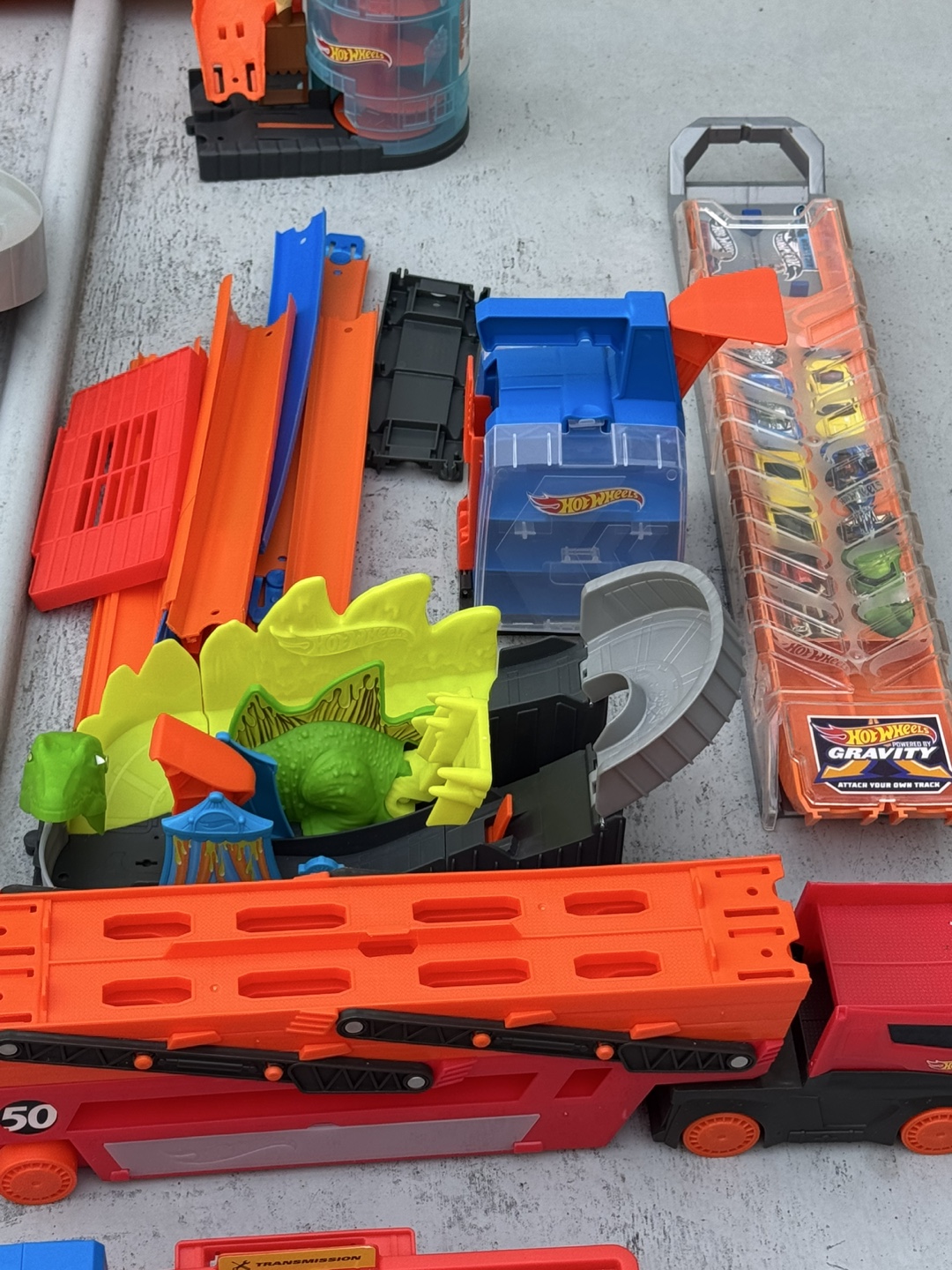 Hot Wheels City Playset Lot - photo 4