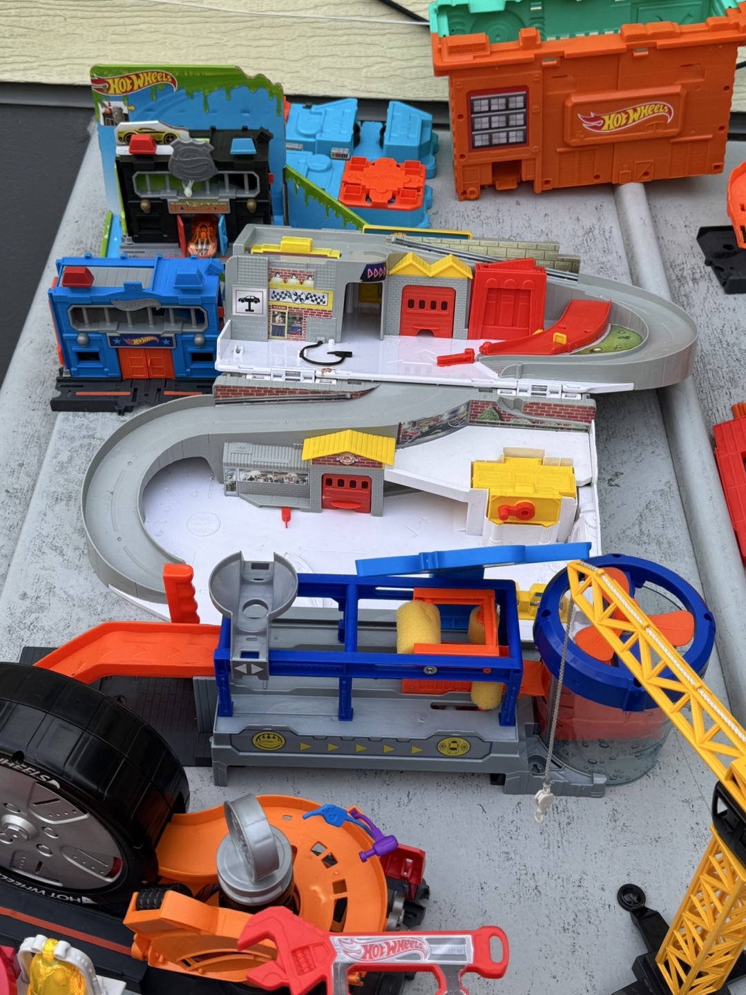 Hot Wheels City Playset Lot - photo 5