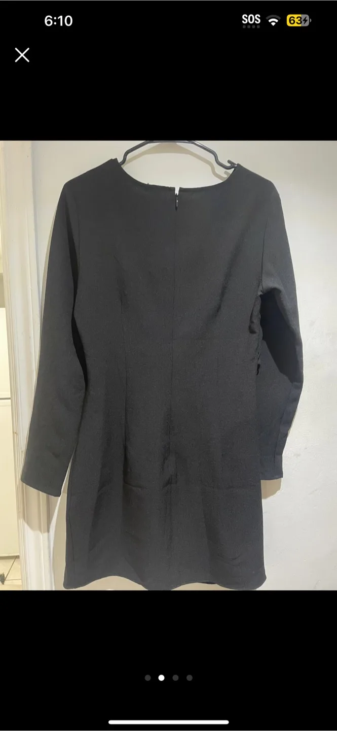 H&M Black Long Sleeve Dress - Size M image indicator(2)