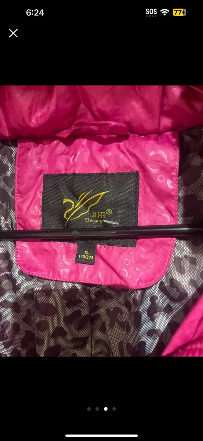Chuang Pink Puffer Coat - Size XL image indicator(3)