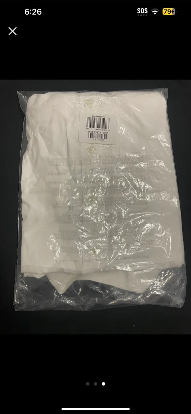 New GAP White Shirt - XS Petite image indicator(3)