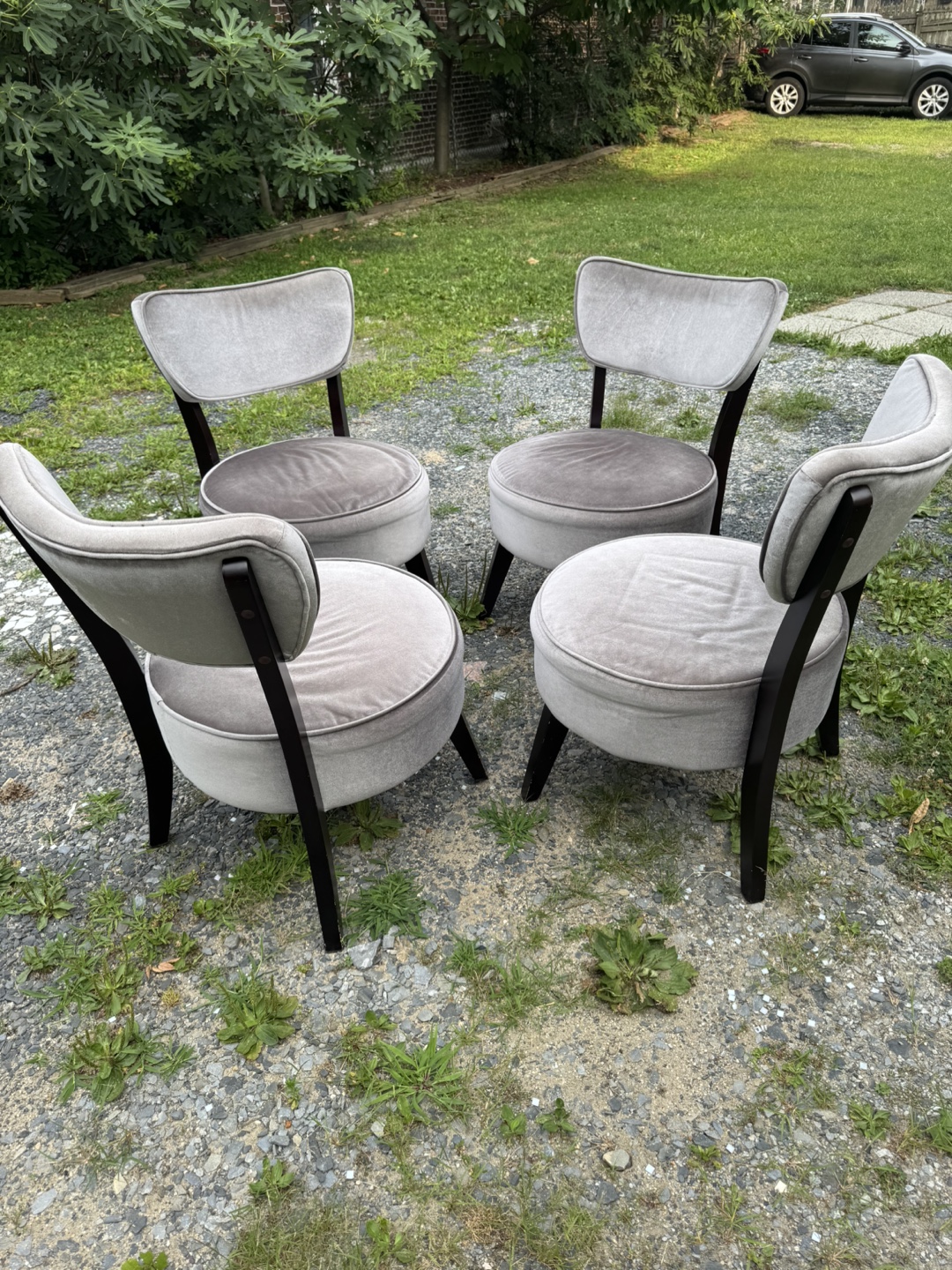 Gray Velvet Round Seat Accent Chair - photo 2