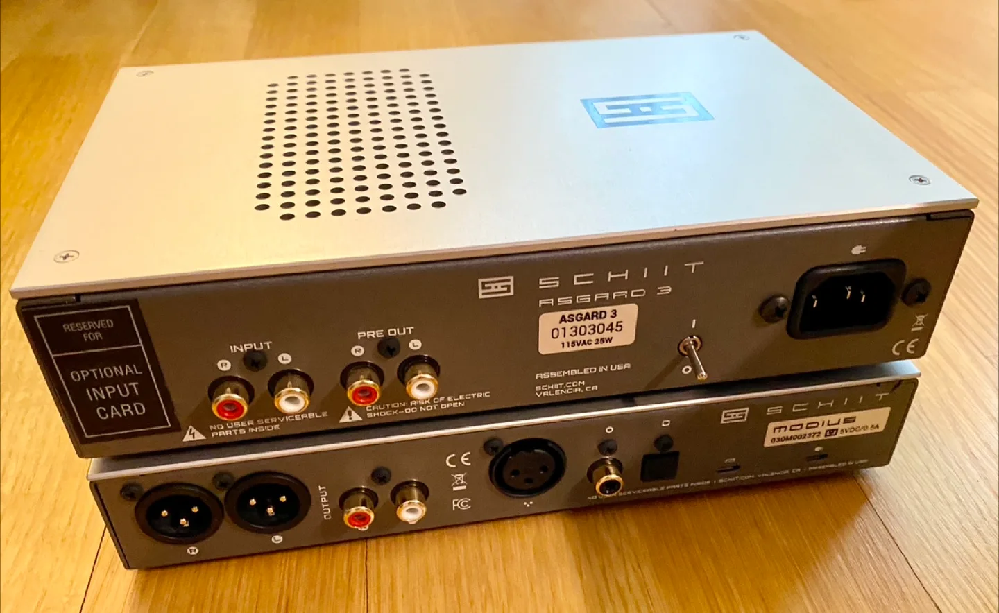 Schiit Headphone Amplifier and DAC image indicator(2)