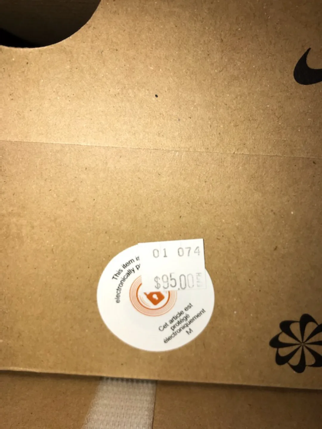 NIKE REVOLUTION - Women’s Size 6 NN image indicator(5)