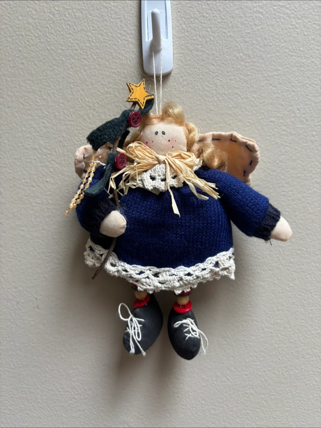 🇨🇦Angel Doll Ornament thumbnail