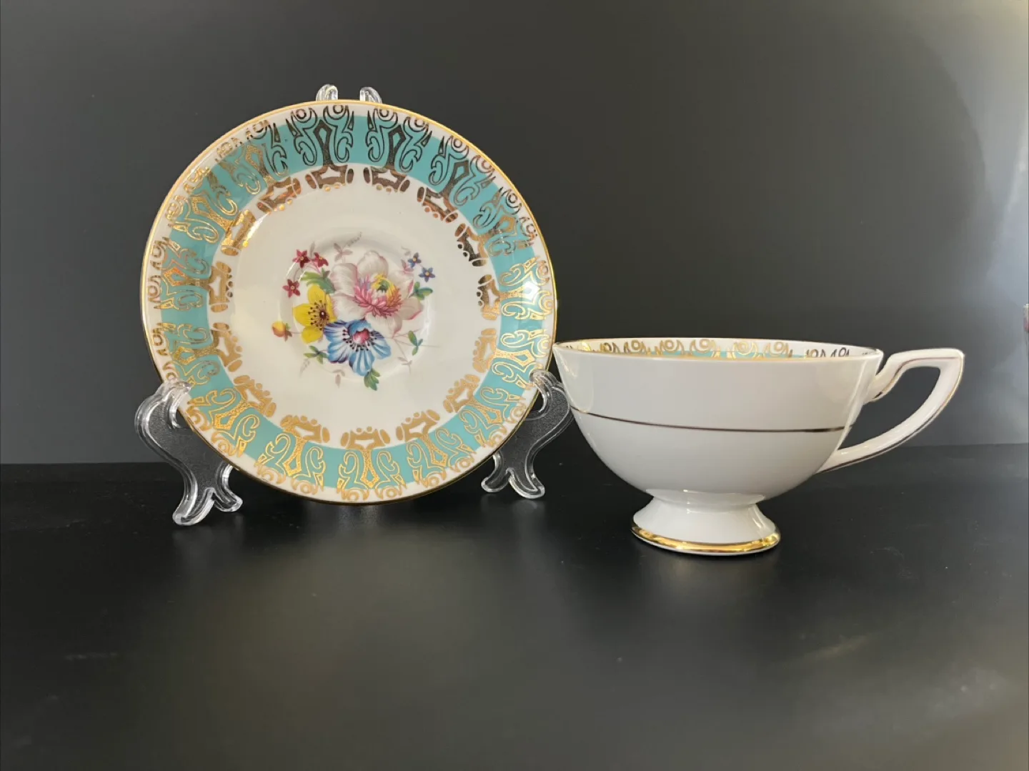 Royal Stafford Bone China Tea Cup & Saucer image indicator(3)
