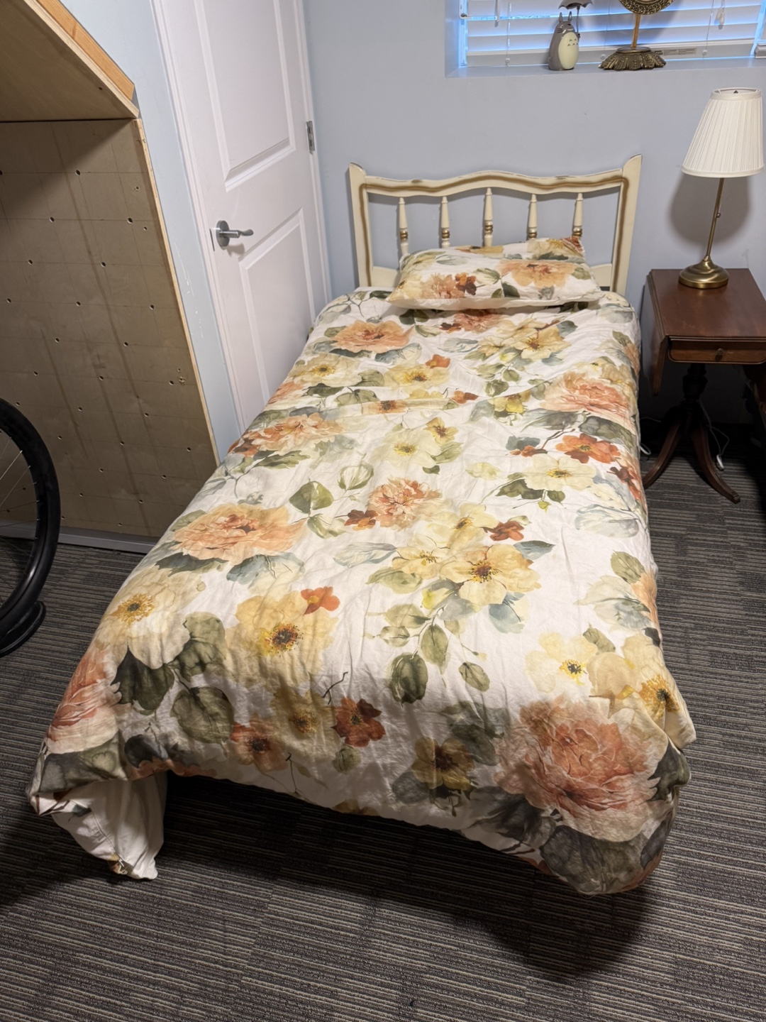 Floral Twin Bed Frame & Bedding Set - photo 3