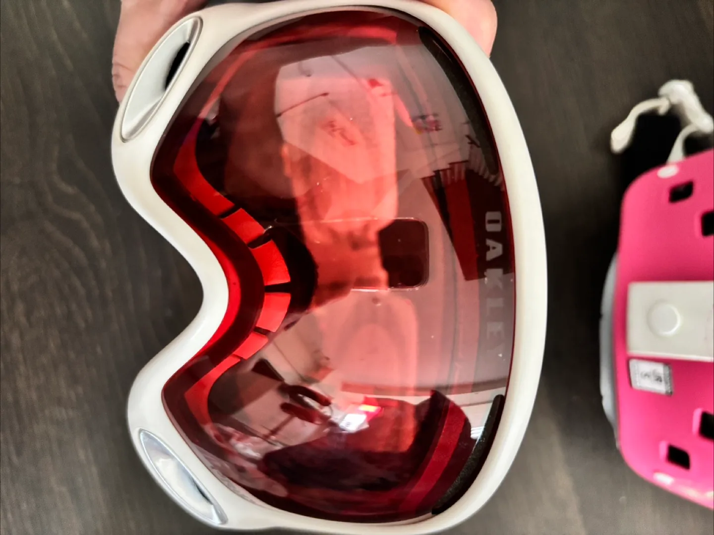 Salomon JR Ski Helmet and Oakley Ski Goggle image indicator(6)