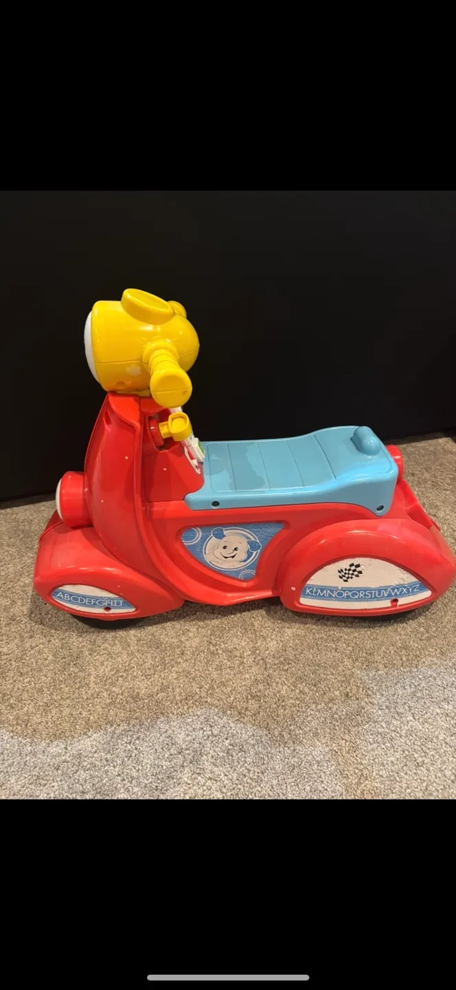 Fisher-Price Laugh & Learn Smart Stages Scooter thumbnail