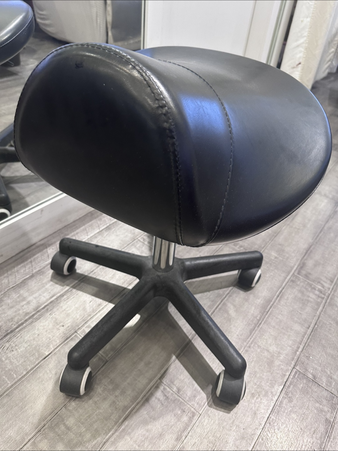 Black Saddle Stool - photo 4