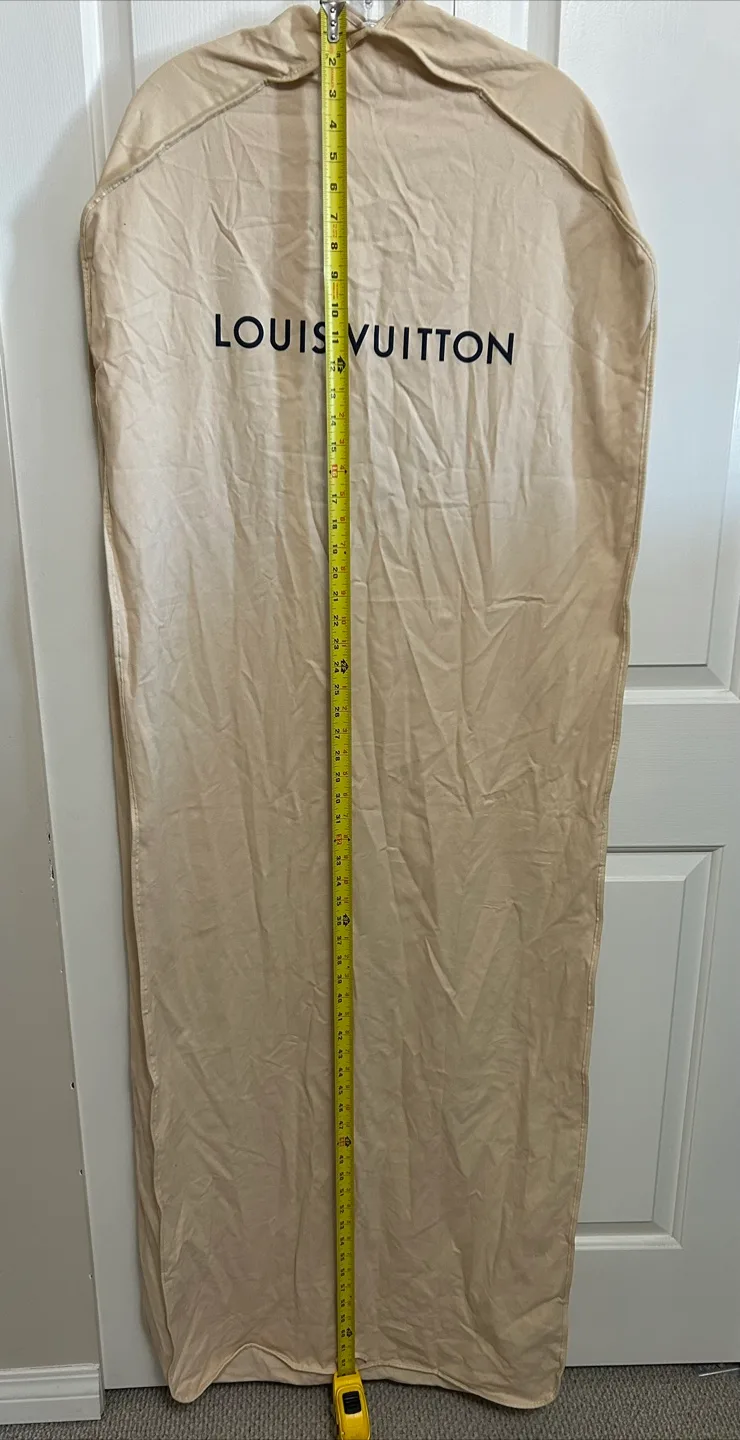 Authentic Louis Vuitton Garment Bag - Beige Cotton image indicator(3)
