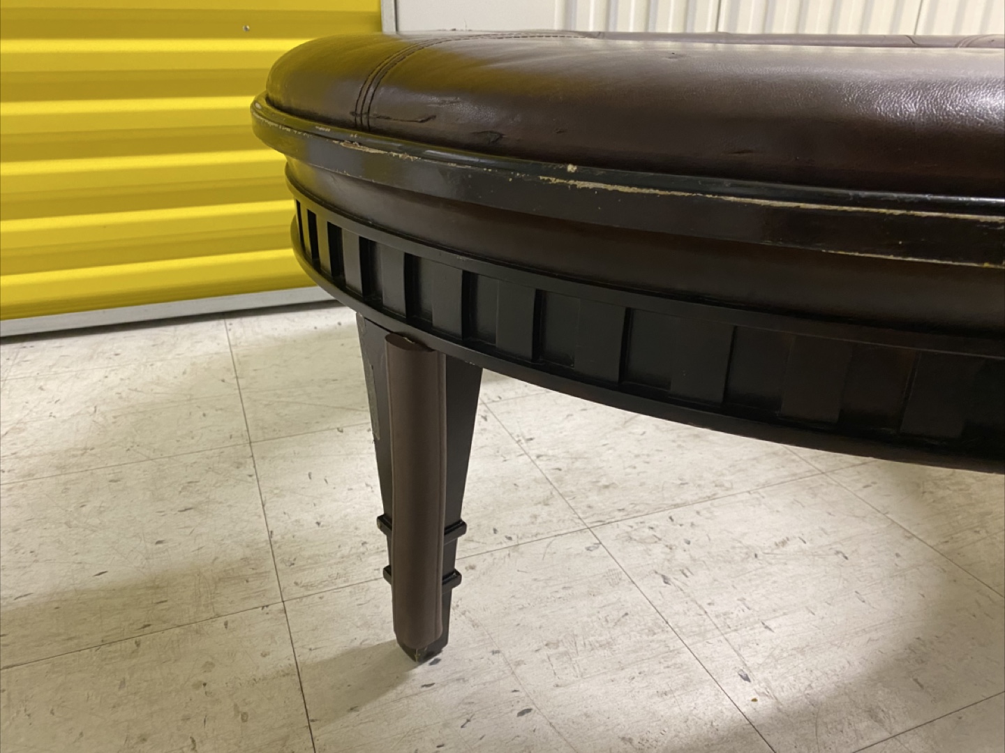 Brown Leather Round Ottoman - photo 4