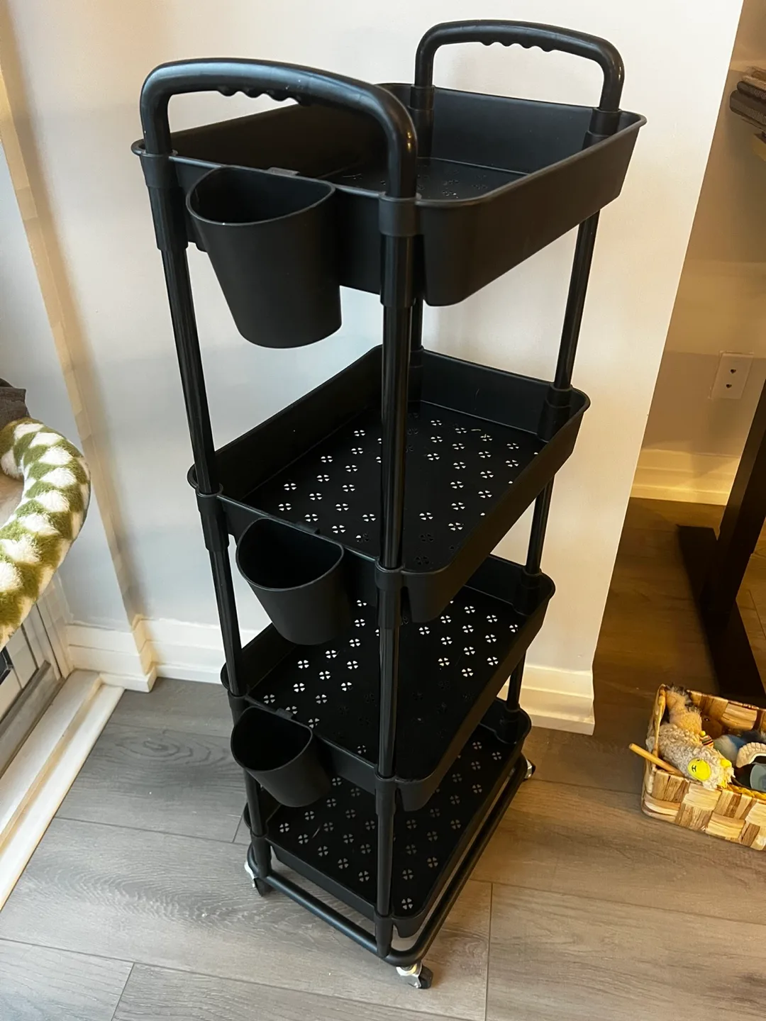 Plastic rolling storage cart image indicator(2)