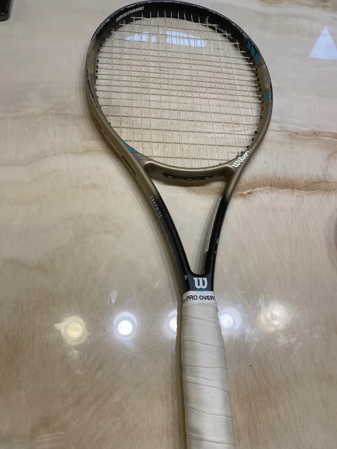 Wilson Pro Overdrive Graphite Tennis Racquet thumbnail