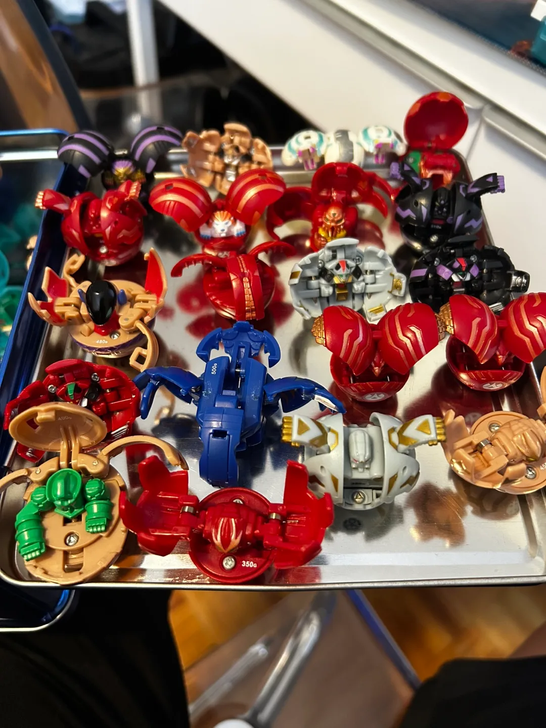 Bakugan Lot – 44 Figures + 21 Cards (Gen 1) image indicator(3)