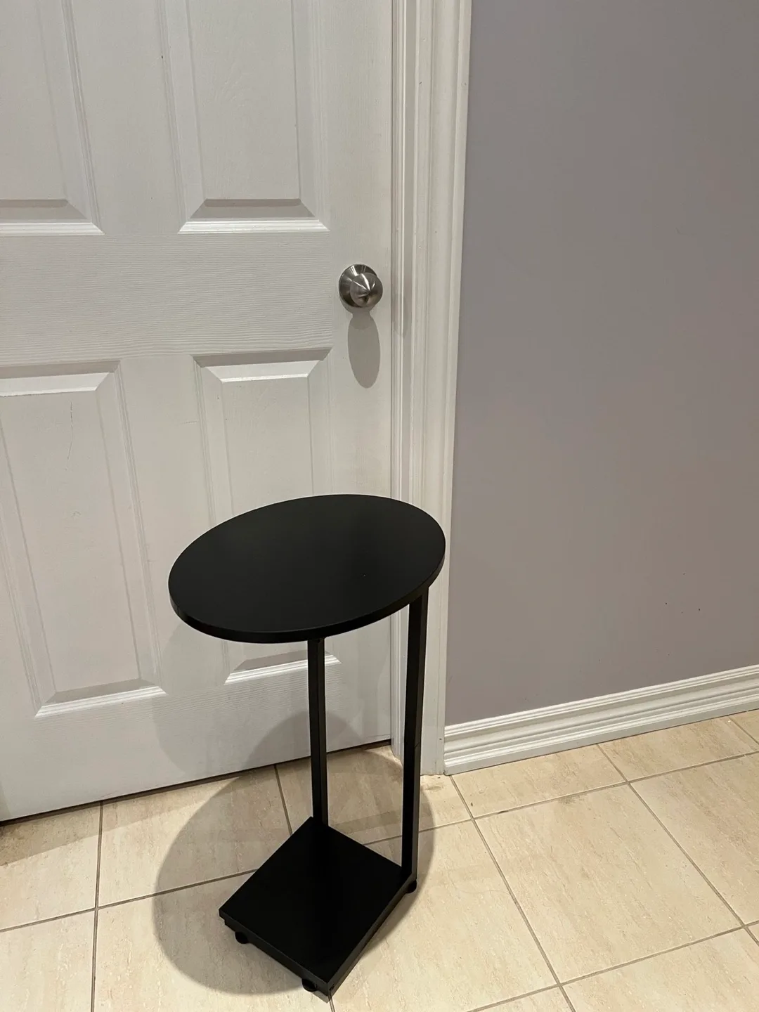 Black C Table / Side Table thumbnail